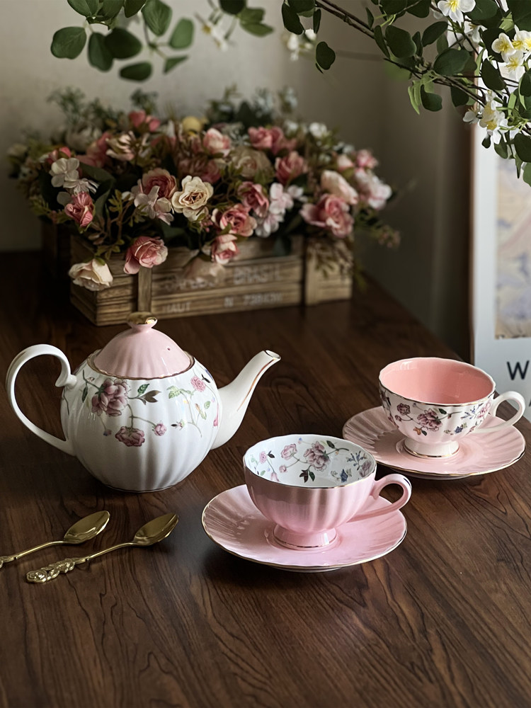 طقم أكواب قهوة بسيط على الطراز - مراجعة Coffee Tea Gift وسعره